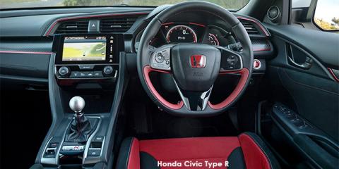 Honda Civic Type R - Image credit: © 2022 duoporta. Generic Image shown.