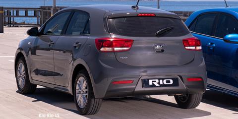 Kia Rio hatch 1.4 LS auto - Image credit: © 2022 duoporta. Generic Image shown.