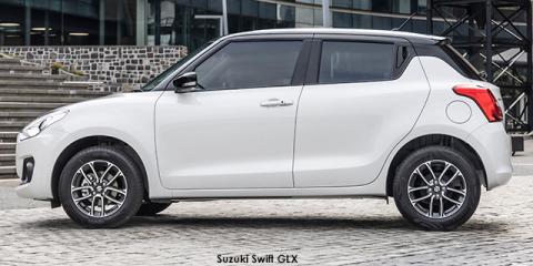 Suzuki Swift 1.2 GLX manual - Image credit: © 2024 duoporta. Generic Image shown.