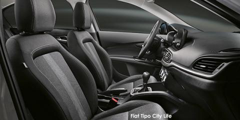 Fiat Tipo sedan 1.4 City Life - Image credit: © 2022 duoporta. Generic Image shown.