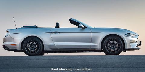 Ford Mustang 5.0 GT convertible - Image credit: © 2024 duoporta. Generic Image shown.