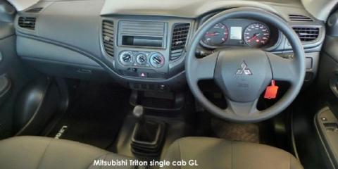 Mitsubishi Triton 2.4DI-D single cab GL - Image credit: © 2024 duoporta. Generic Image shown.