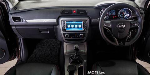 JAC T6 2.8TDi double cab Lux - Image credit: © 2024 duoporta. Generic Image shown.