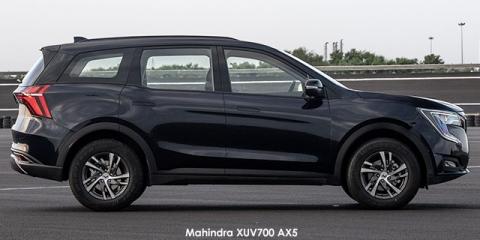 Mahindra XUV700 2.0T AX5 - Image credit: © 2024 duoporta. Generic Image shown.