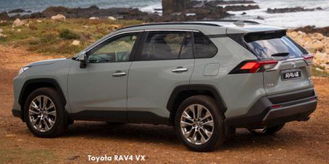 Toyota RAV4 2.0 VX - Image credit: © 2024 duoporta. Generic Image shown.