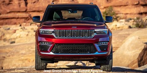 Jeep Grand Cherokee 3.6 4x4 Summit Reserve - Image credit: © 2024 duoporta. Generic Image shown.