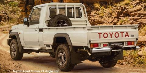 Toyota Land Cruiser 79 4.2D single cab - Image credit: © 2024 duoporta. Generic Image shown.