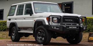 Toyota Land Cruiser 76 - Image credit: © 2024 duoporta. Generic Image shown.