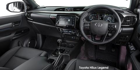 Toyota Hilux 2.8GD-6 Xtra cab Legend manual - Image credit: © 2024 duoporta. Generic Image shown.