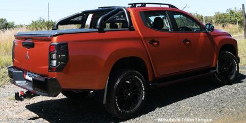 Mitsubishi Triton 2.4DI-D double cab 4x4 Shogun - Image credit: © 2024 duoporta. Generic Image shown.