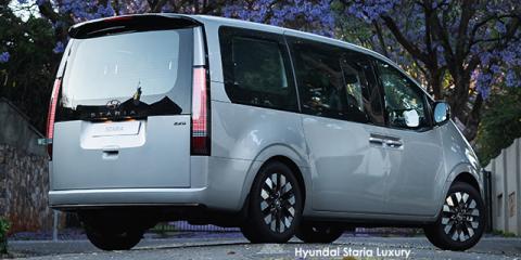 Hyundai Staria 2.2D Luxury - Image credit: © 2024 duoporta. Generic Image shown.