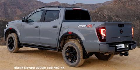 Nissan Navara 2.5DDTi double cab PRO-4X 4x4 - Image credit: © 2024 duoporta. Generic Image shown.