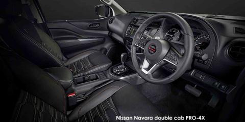 Nissan Navara 2.5DDTi double cab PRO-4X 4x4 - Image credit: © 2024 duoporta. Generic Image shown.