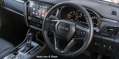 Isuzu mu-X 3.0TD LSE - Image credit: © 2024 duoporta. Generic Image shown.