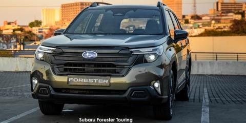 Subaru Forester 2.5i Field - Image credit: © 2025 duoporta. Generic Image shown.