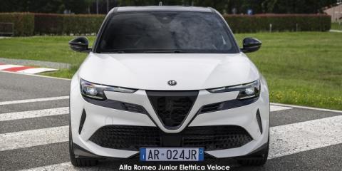 Alfa Romeo Junior Elettrica Veloce - Image credit: © 2025 duoporta. Generic Image shown.