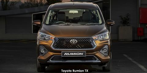 Toyota Rumion 1.5 TX manual - Image credit: © 2025 duoporta. Generic Image shown.
