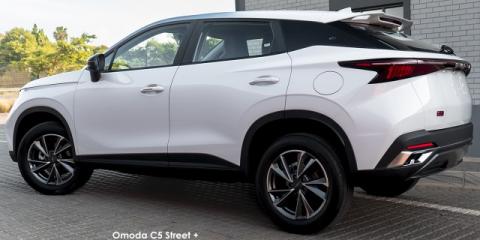 Omoda C5 1.5T 230T Street + - Image credit: © 2025 duoporta. Generic Image shown.