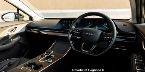 Omoda C5 1.5T 230T Street + - Image credit: © 2025 duoporta. Generic Image shown.