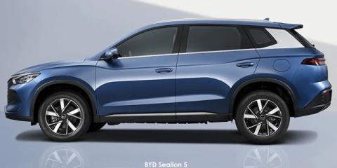 BYD Sealion 5 Dynamic - Image credit: © 2025 duoporta. Generic Image shown.