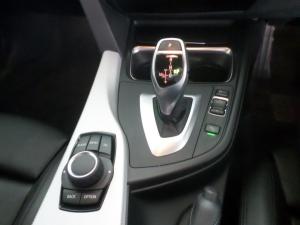 BMW 320D automatic - Image 10
