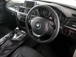 BMW 320iautomatic - Image 7