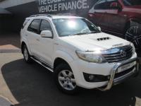 Thumbnail Toyota Fortuner 3.0D-4D auto