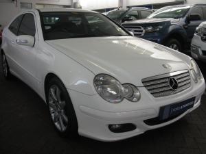 Mercedes-Benz C230 V6 Coupe automatic - Image 1