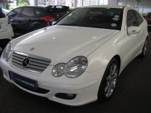 Mercedes-Benz C230 V6 Coupe automatic - Image 2