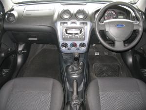 Ford Figo 1.4 Ambiente - Image 10