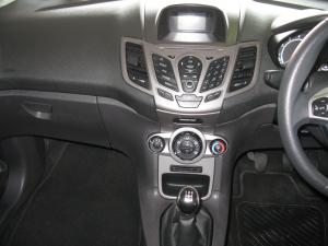 Ford Fiesta 5-door 1.4 Ambiente - Image 9