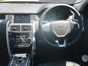 Land Rover Discovery Sport 2.0i4 D SE - Image 4