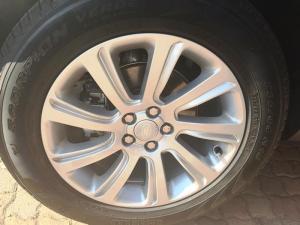 Land Rover Discovery Sport 2.2 SD4 HSE - Image 7