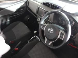 Toyota Yaris 1.3 auto - Image 4