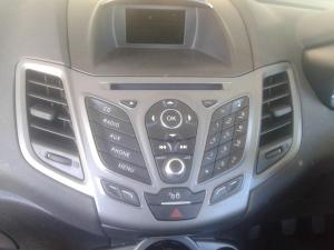 Ford Fiesta 5-door 1.0T Ambiente - Image 8