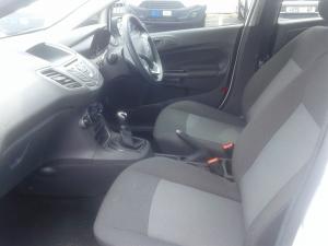 Ford Fiesta 5-door 1.0T Ambiente - Image 13
