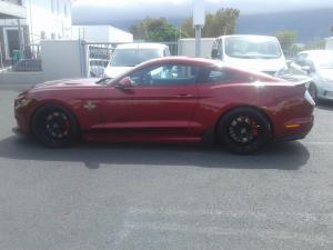 Ford Mustang 5.0 GT fastback auto - Image 3