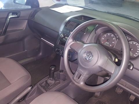 Image Volkswagen Polo Vivo 5-door 1.6 Trendline
