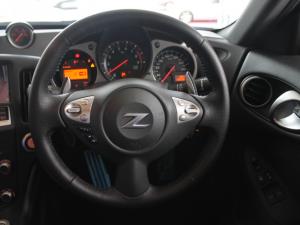 Nissan 370Z coupé automatic - Image 8