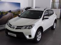 Thumbnail Toyota RAV4 2.0 GX auto