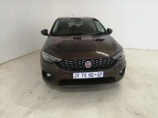 Fiat Tipo 1.6 Lounge automatic 5-Door