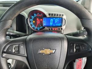 Chevrolet Sonic sedan 1.6 LS auto - Image 10