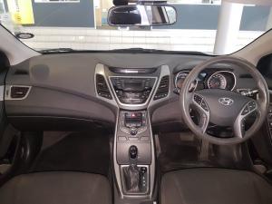 Hyundai Elantra 1.6 Executive auto - Image 9