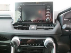 Toyota RAV4 2.0 GX auto - Image 13