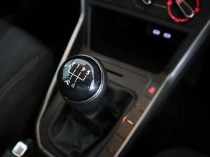 Volkswagen Polo hatch 1.0TSI Comfortline - Image 20