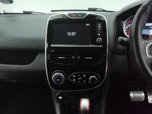 Renault Clio IV 1.6 RS 200 EDC CUP - Image 8