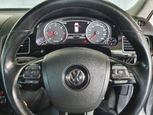 Volkswagen Touareg V6 TDI Luxury - Image 11