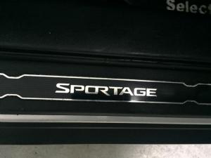 Kia Sportage 2.0 auto - Image 10