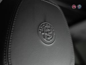 Alfa Romeo Stelvio 2.0T Super - Image 8