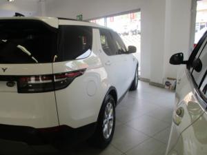 Land Rover Discovery 3.0 TD6 SE - Image 2